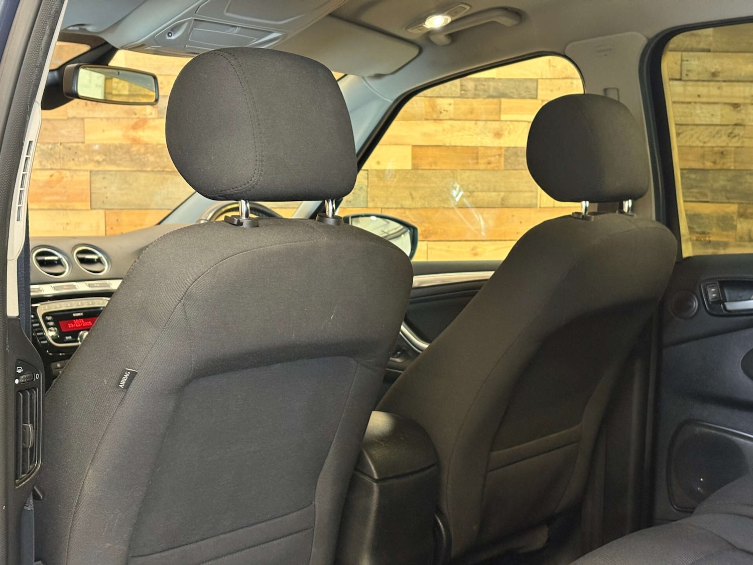 Used Ford S-Max 2013 for sale - 77034482: Photo 81