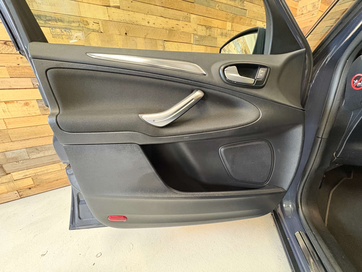 Used Ford S-Max 2013 for sale - 77034482: Photo 85