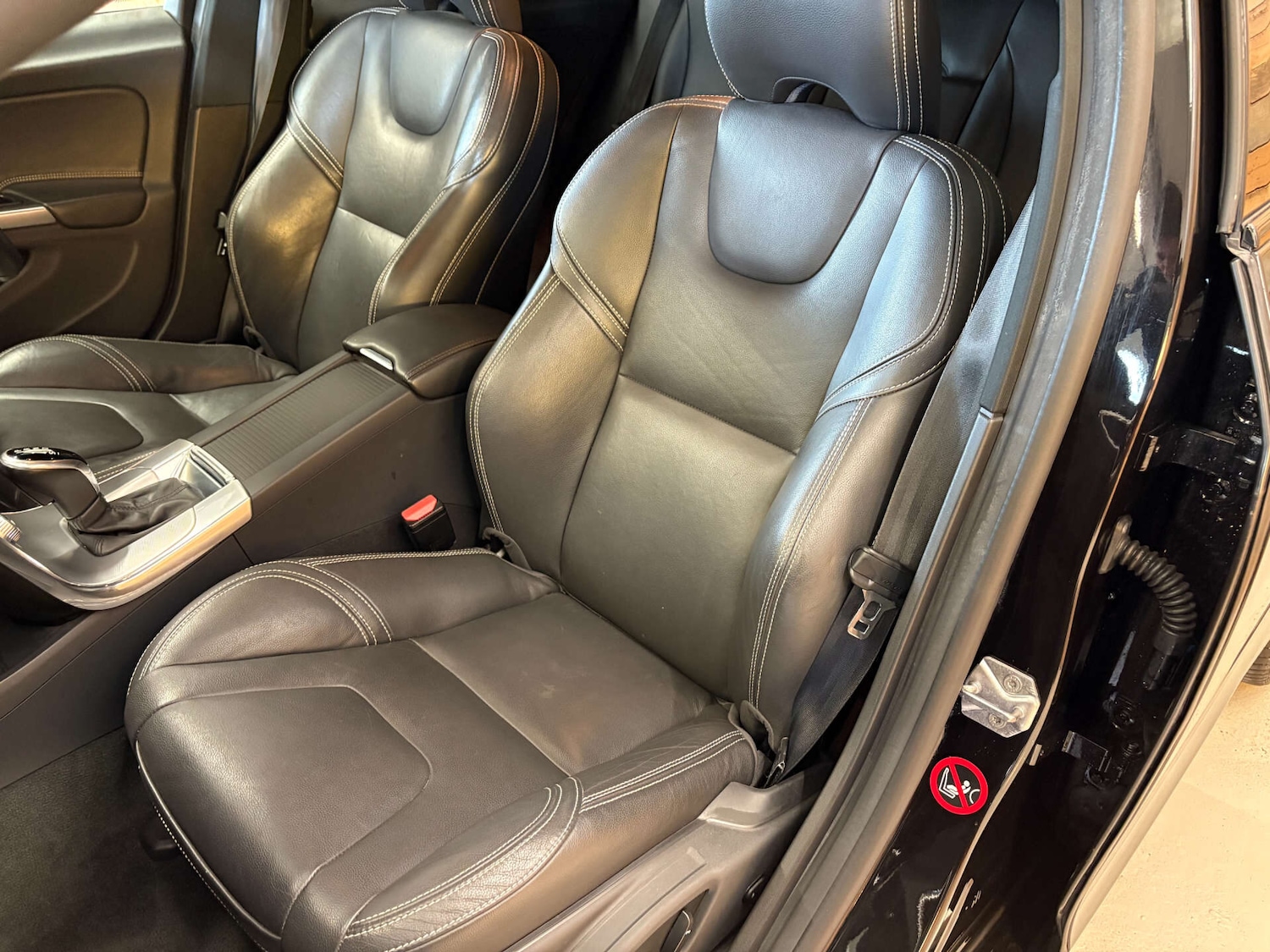 Used Volvo V60 2025 for sale - 76495483: Photo 11