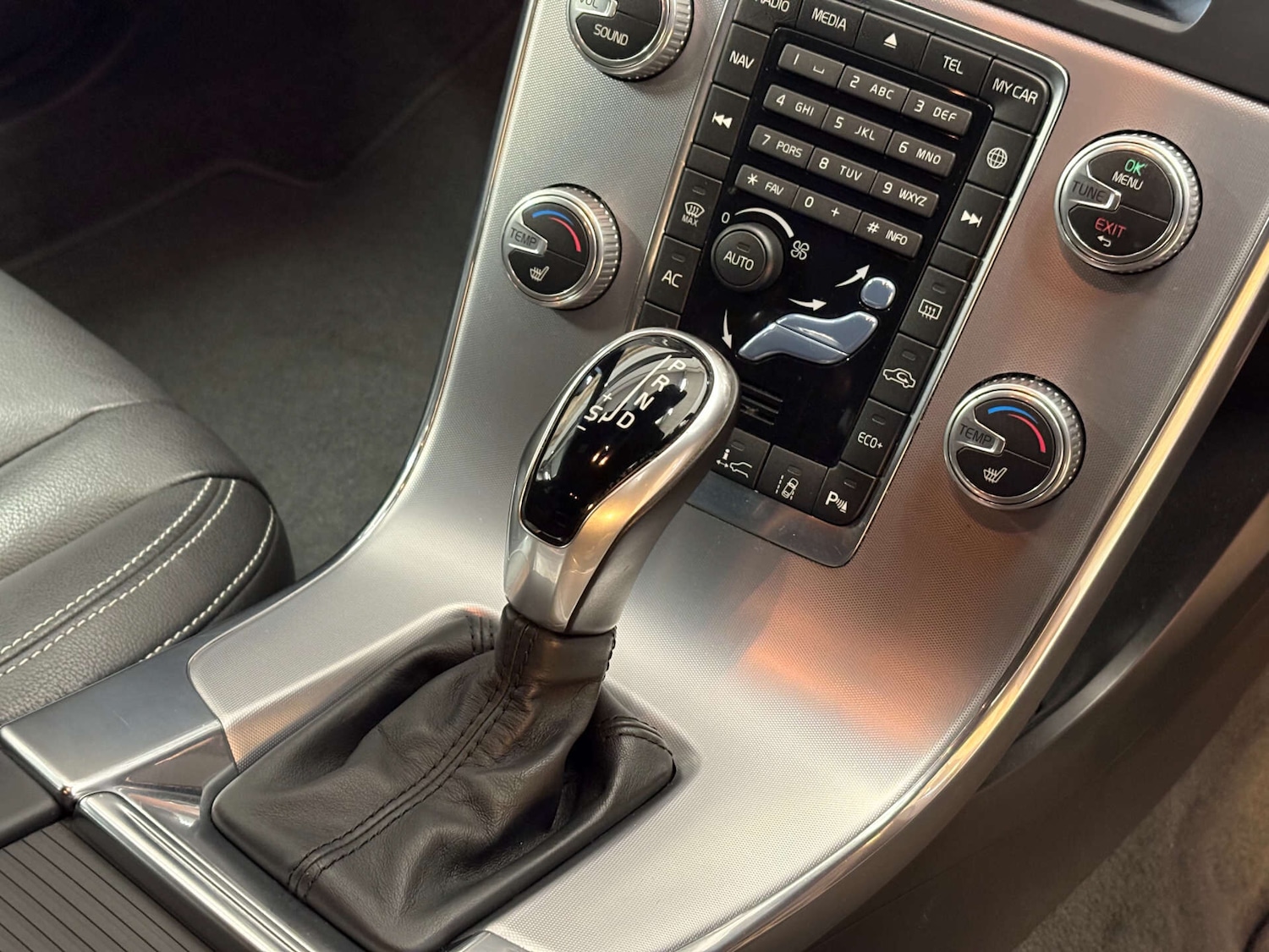 Used Volvo V60 2025 for sale - 76495483: Photo 44