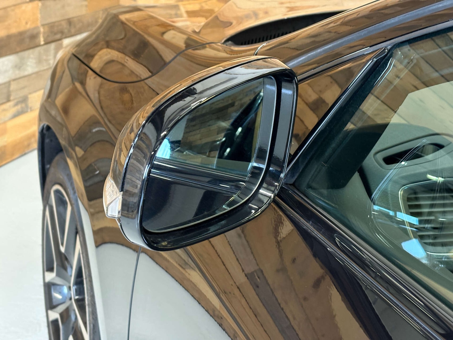 Used Volvo V60 2025 for sale - 76495483: Photo 55