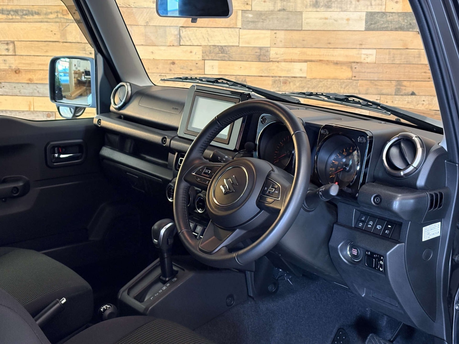 Used Suzuki Jimny 2025 for sale - 76391323: Photo 8