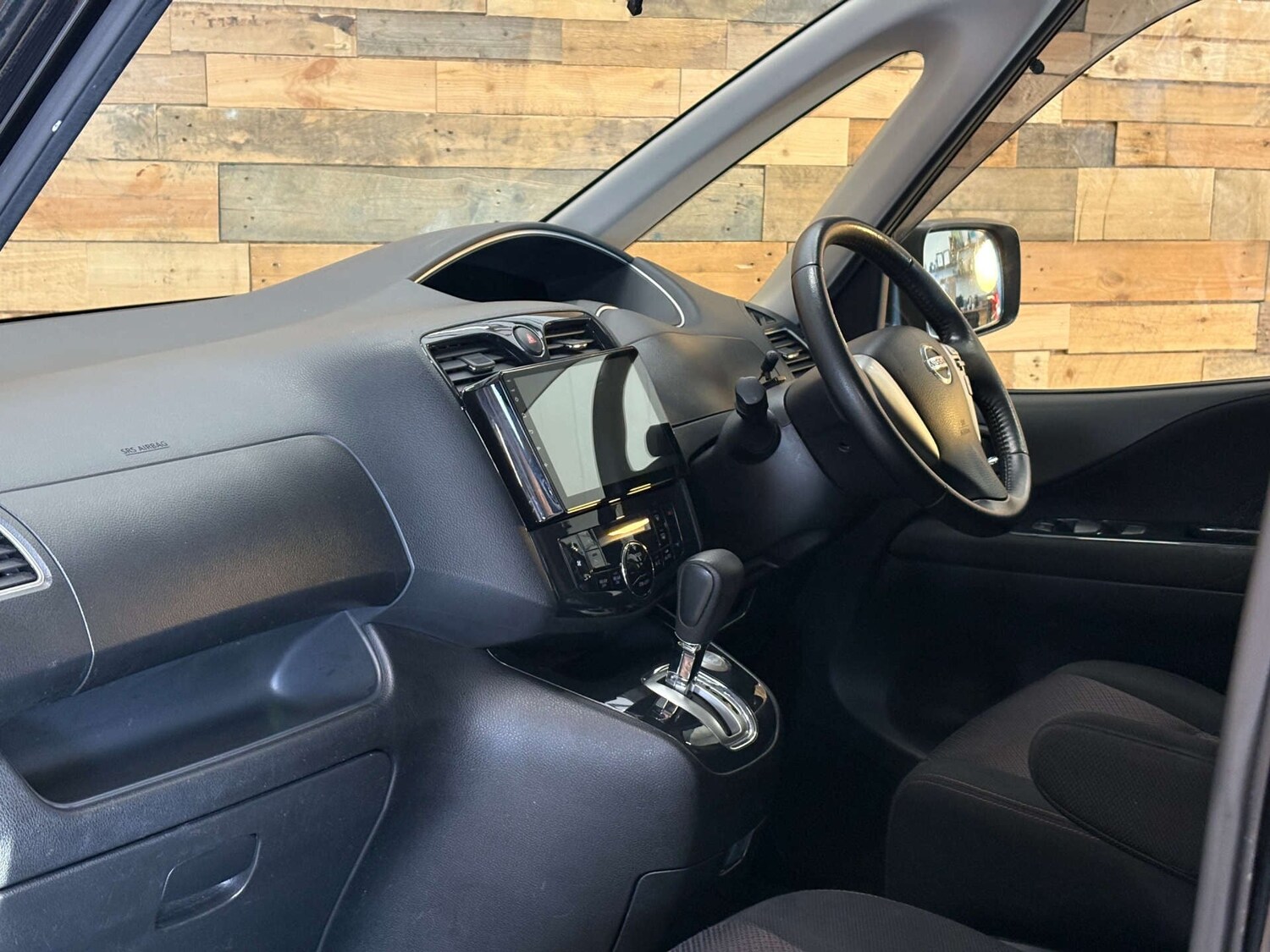 Used Nissan Serena 2024 for sale - 77022974: Photo 11