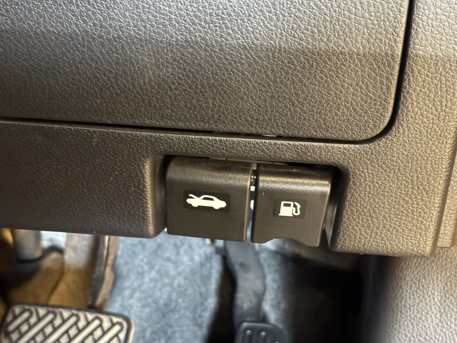 Used Nissan Serena 2024 for sale - 77022974: Photo 67