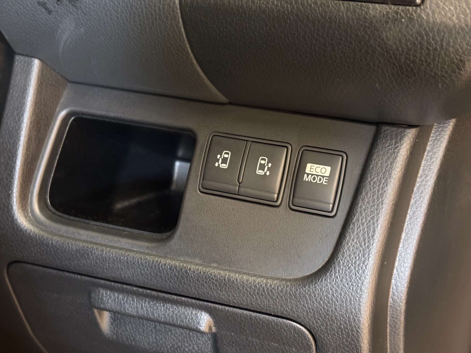 Used Nissan Serena 2024 for sale - 77022974: Photo 68