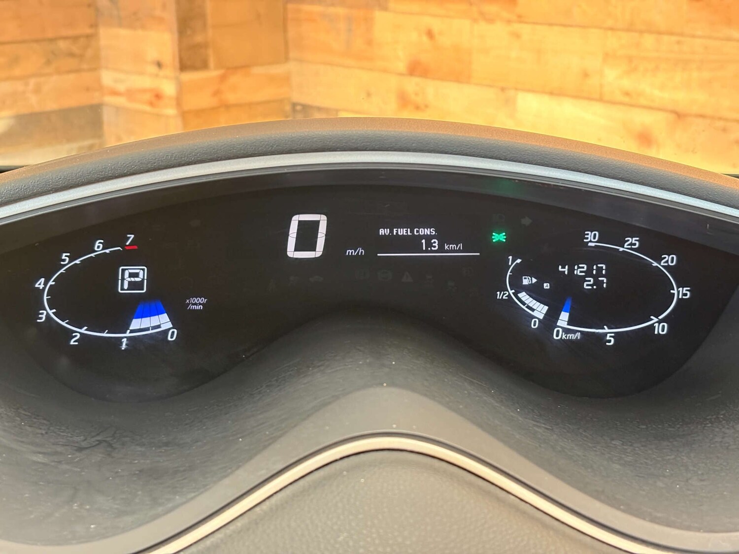 Used Nissan Serena 2024 for sale - 77022974: Photo 8