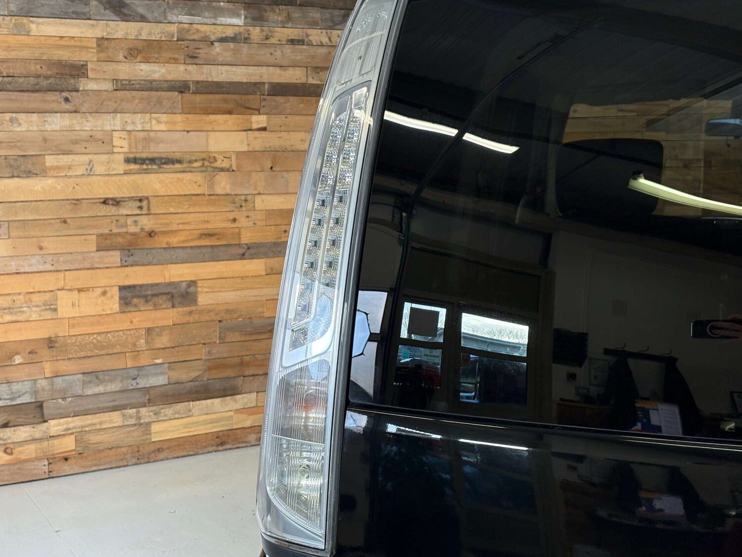 Used Nissan Serena 2024 for sale - 77022974: Photo 82