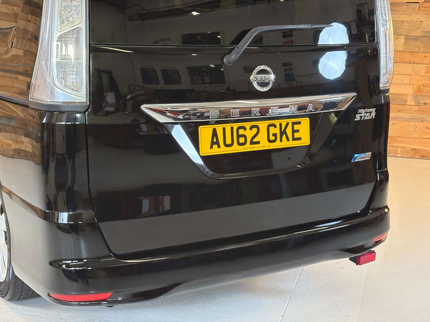 Used Nissan Serena 2024 for sale - 77022974: Photo 85