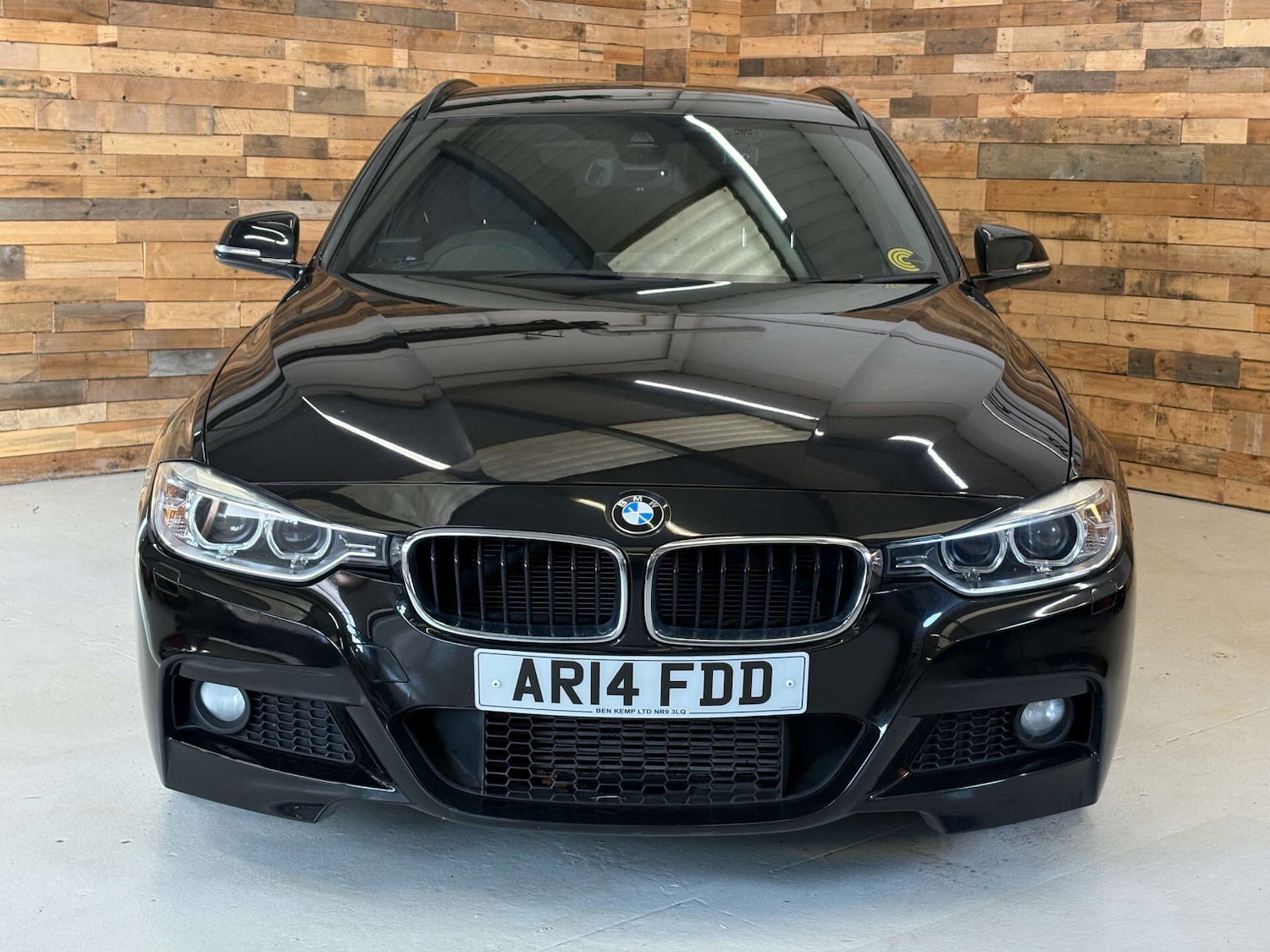 Used BMW 3 Series 2025 for sale - 77026433: Photo 2