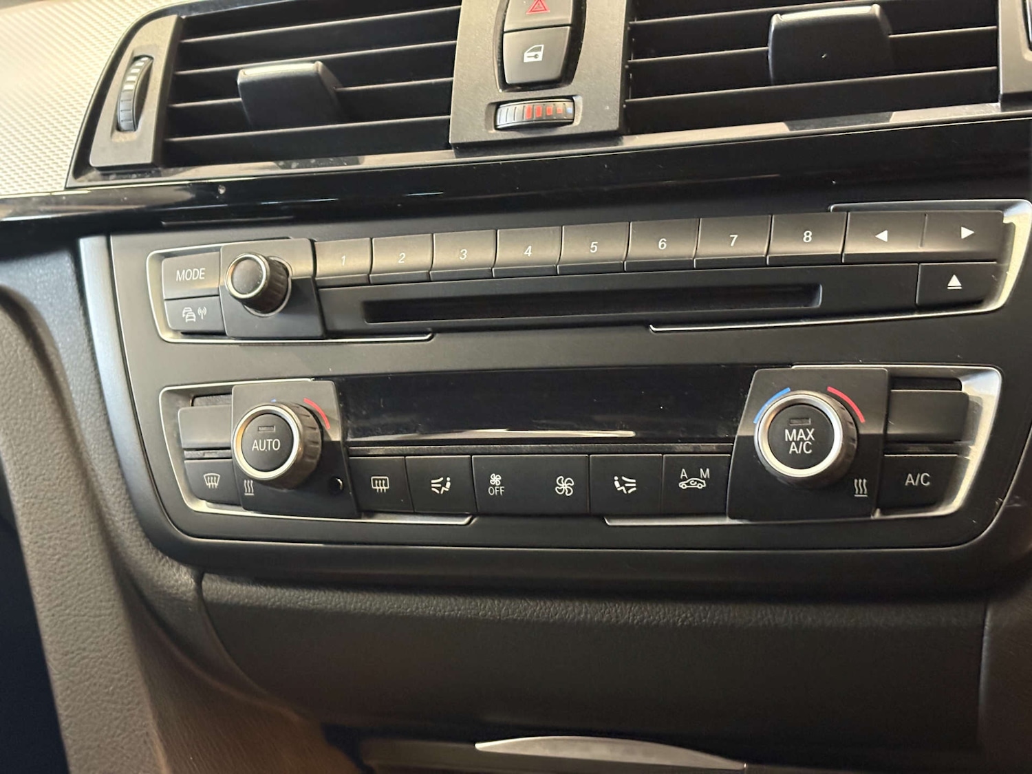 Used BMW 3 Series 2025 for sale - 77026433: Photo 48