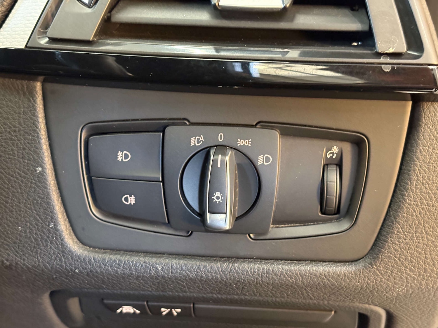 Used BMW 3 Series 2025 for sale - 77026433: Photo 56