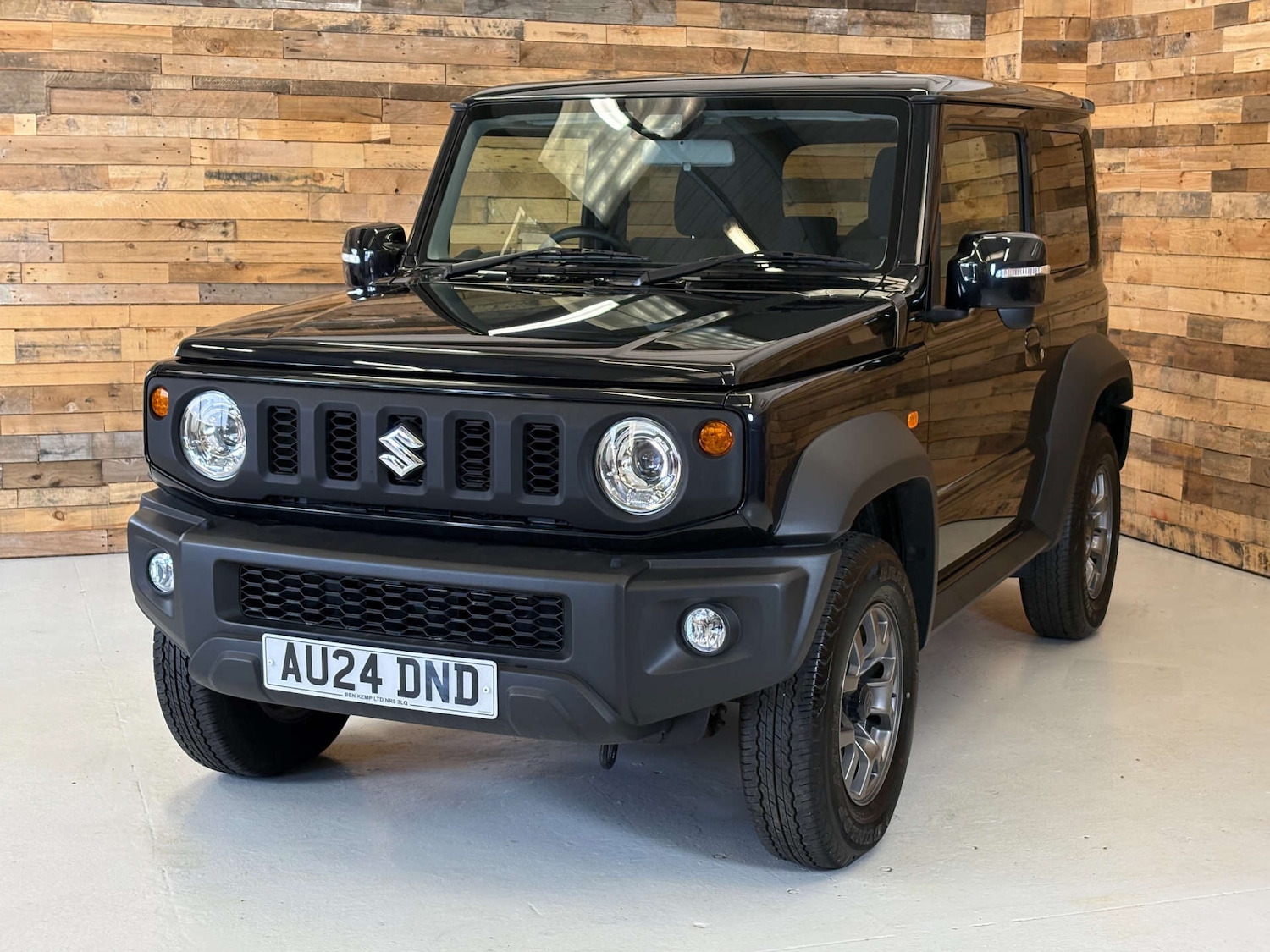 Used Suzuki Jimny 2025 for sale - 76934352: Photo 3