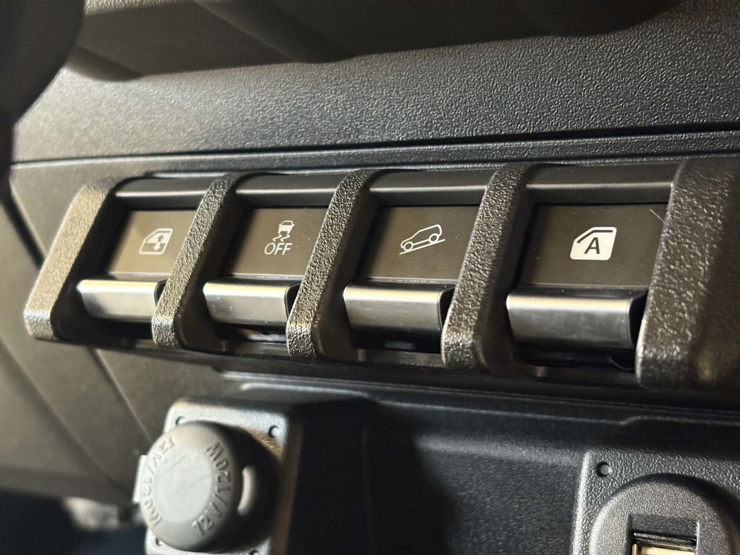 Used Suzuki Jimny 2025 for sale - 76934352: Photo 43