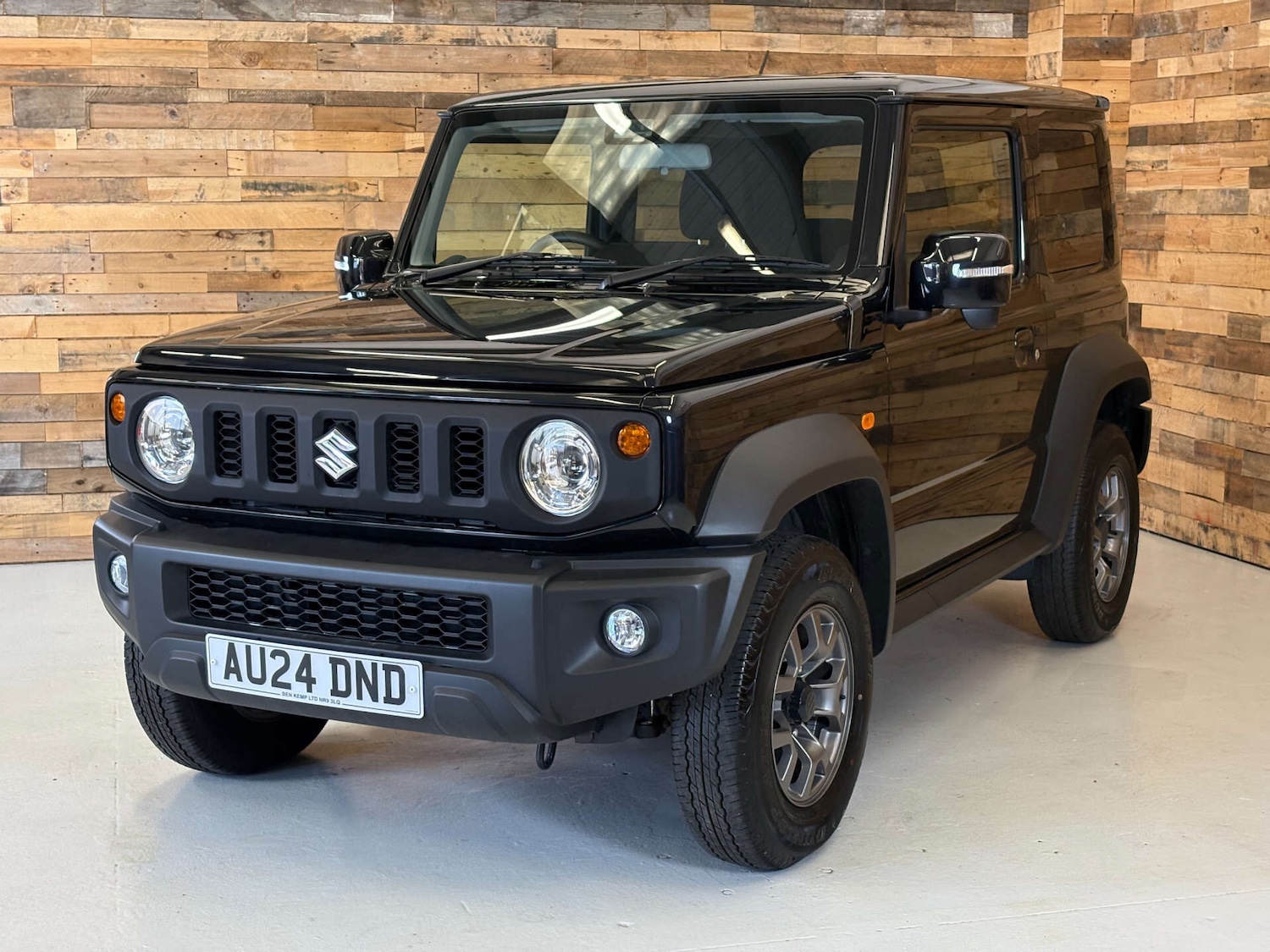 Used Suzuki Jimny 2025 for sale - 76934352: Photo 5
