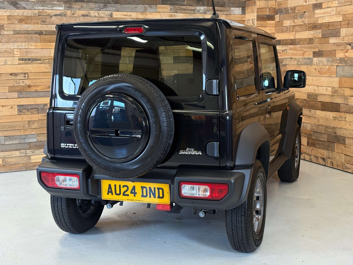 Used Suzuki Jimny 2025 for sale - 76934352: Photo 8