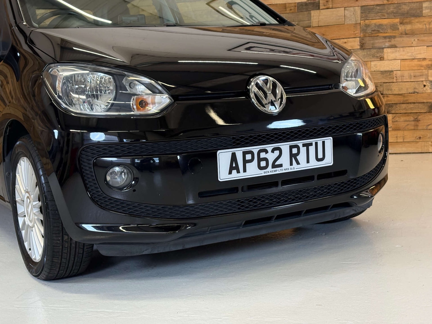 Used Volkswagen up! 2025 for sale - 76453698: Photo 14
