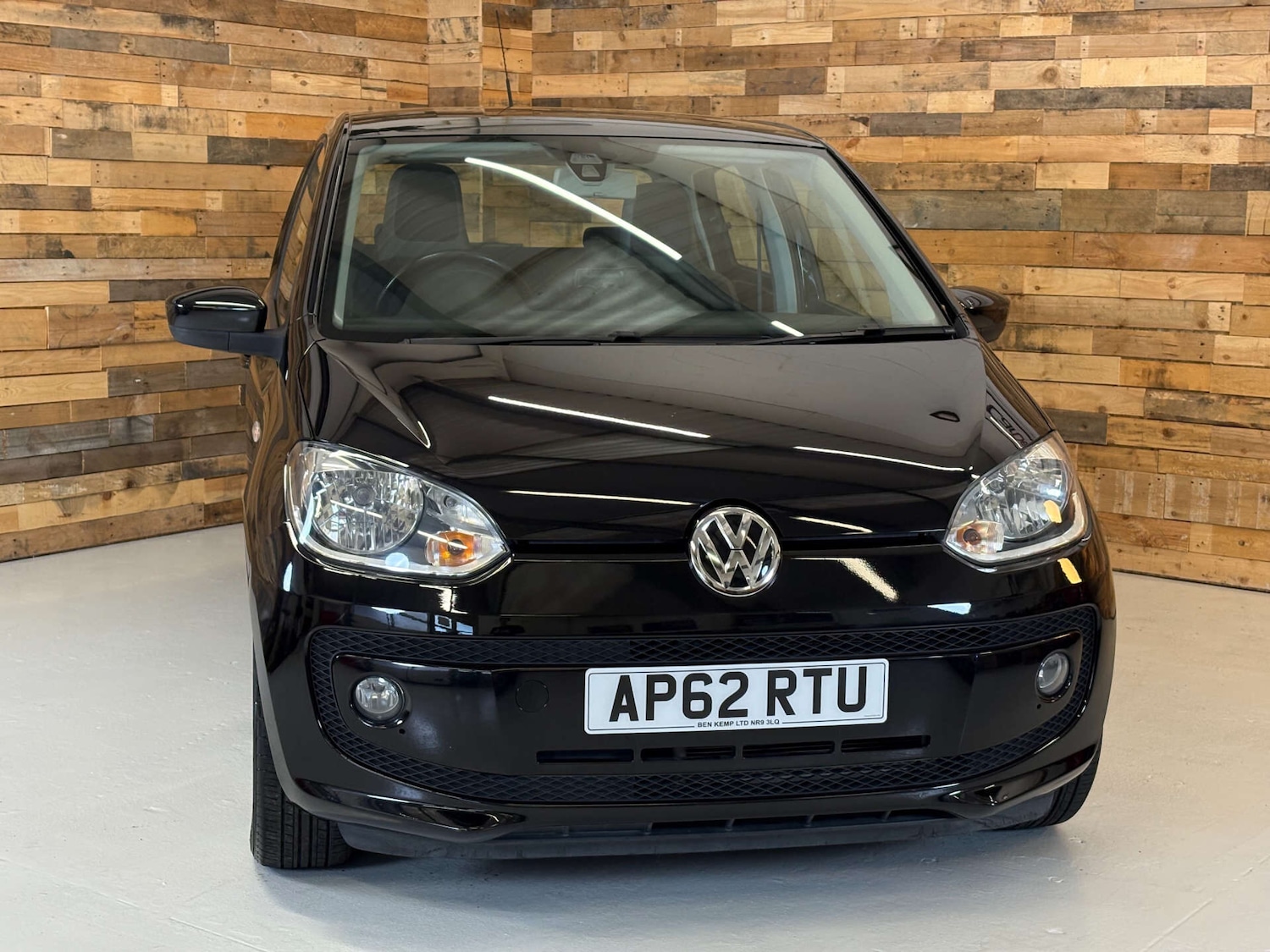 Used Volkswagen up! 2025 for sale - 76453698: Photo 17