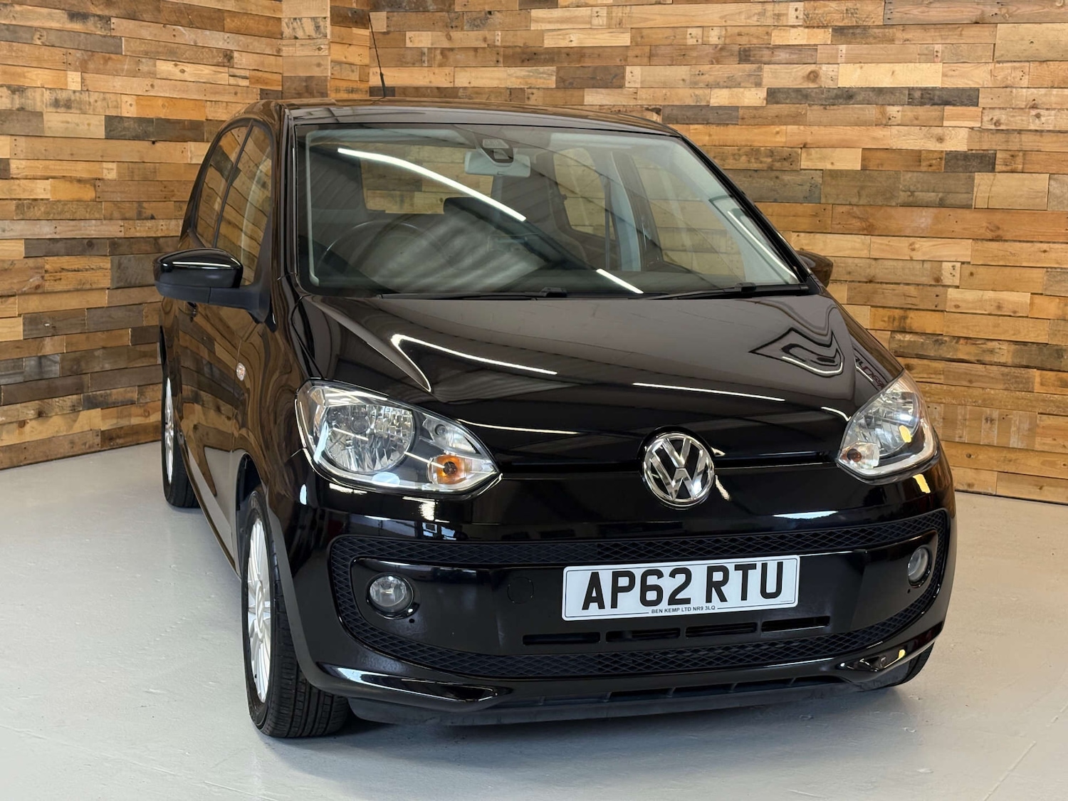 Used Volkswagen up! 2025 for sale - 76453698: Photo 22