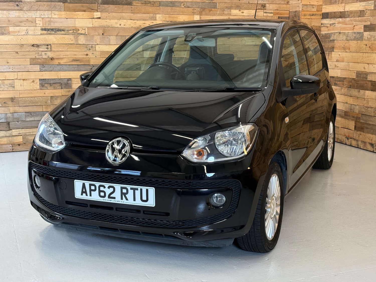 Used Volkswagen up! 2025 for sale - 76453698: Photo 26
