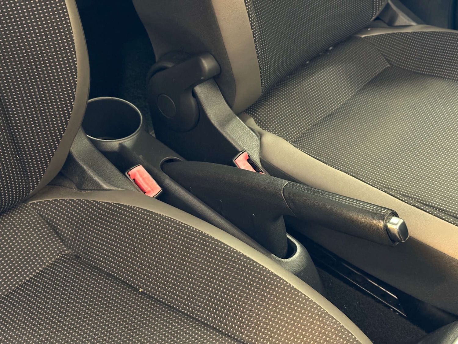 Used Volkswagen up! 2025 for sale - 76453698: Photo 30