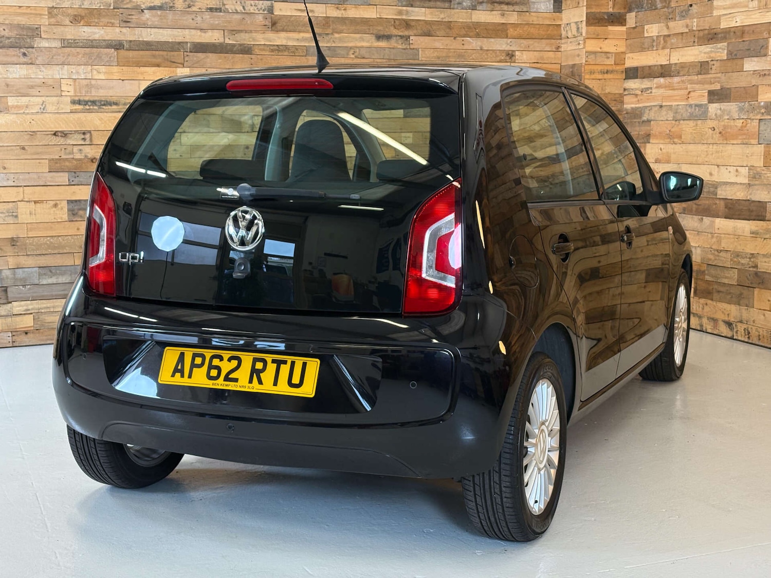 Used Volkswagen up! 2025 for sale - 76453698: Photo 6
