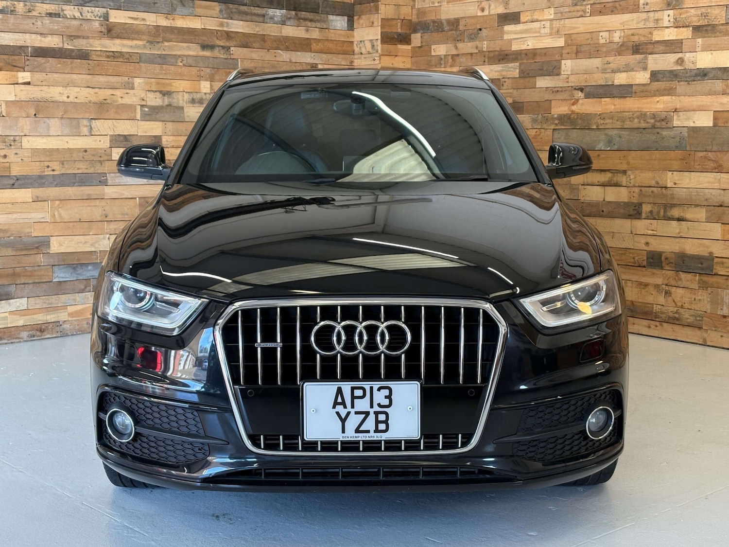 Used Audi Q3 2025 for sale - 76476869: Photo 2