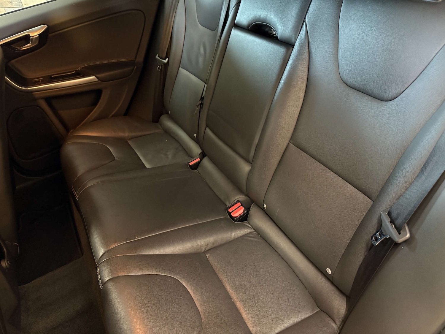 Used Volvo V60 2025 for sale - 76651142: Photo 17