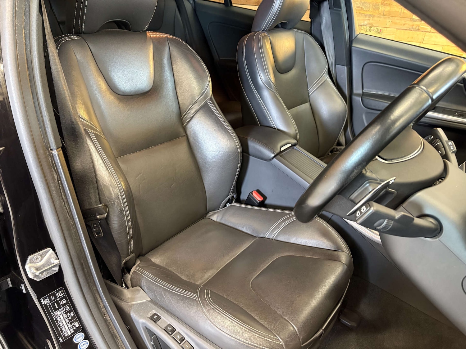 Used Volvo V60 2025 for sale - 76651142: Photo 18