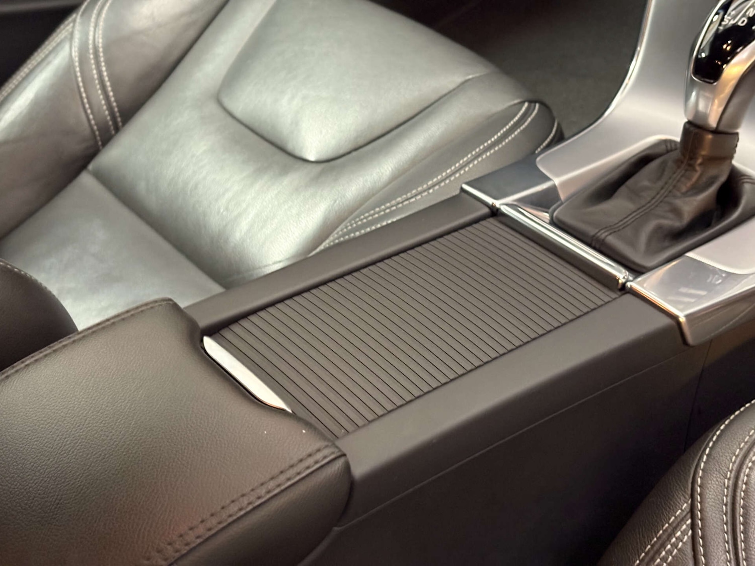 Used Volvo V60 2025 for sale - 76651142: Photo 37