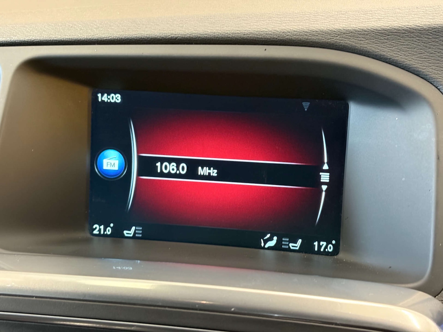 Used Volvo V60 2025 for sale - 76651142: Photo 48