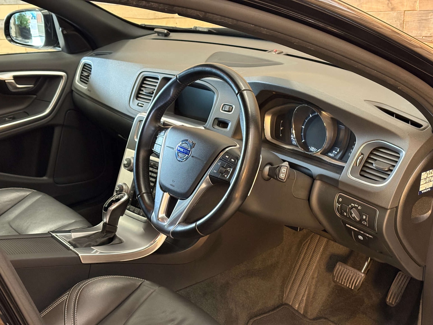 Used Volvo V60 2025 for sale - 76651142: Photo 7