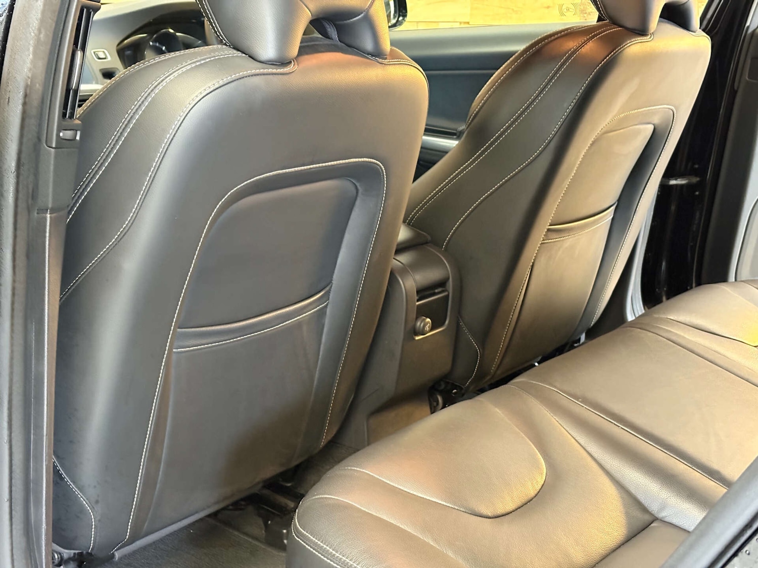 Used Volvo V60 2025 for sale - 76651142: Photo 74