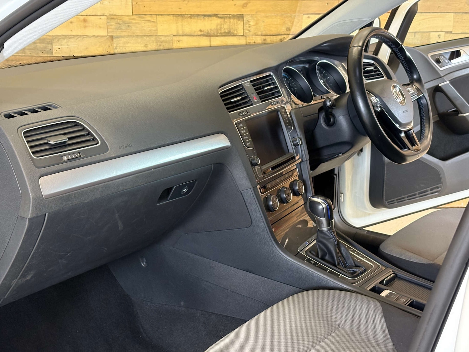 Used Volkswagen Golf 2014 for sale - 76836092: Photo 11