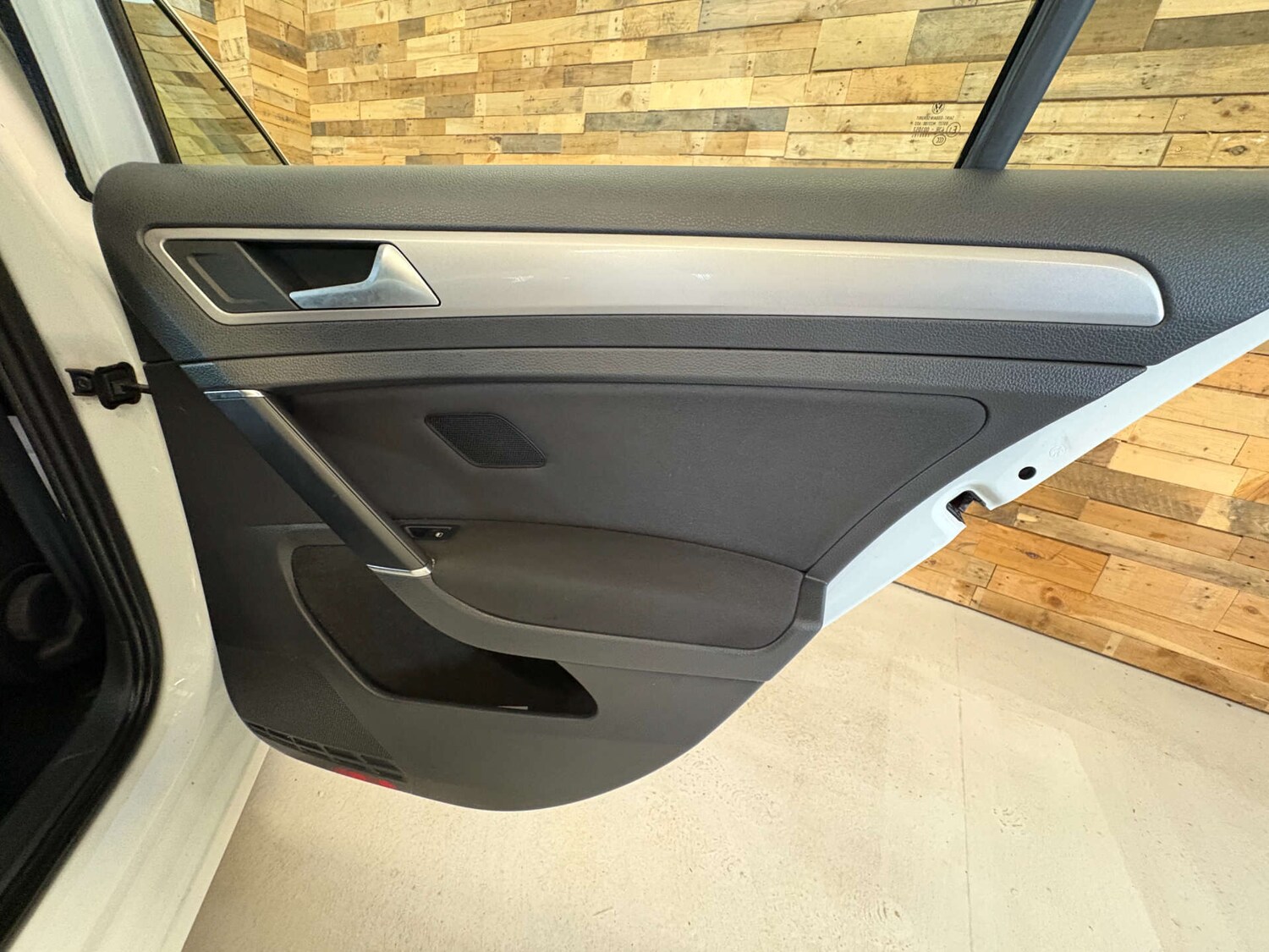 Used Volkswagen Golf 2014 for sale - 76836092: Photo 39