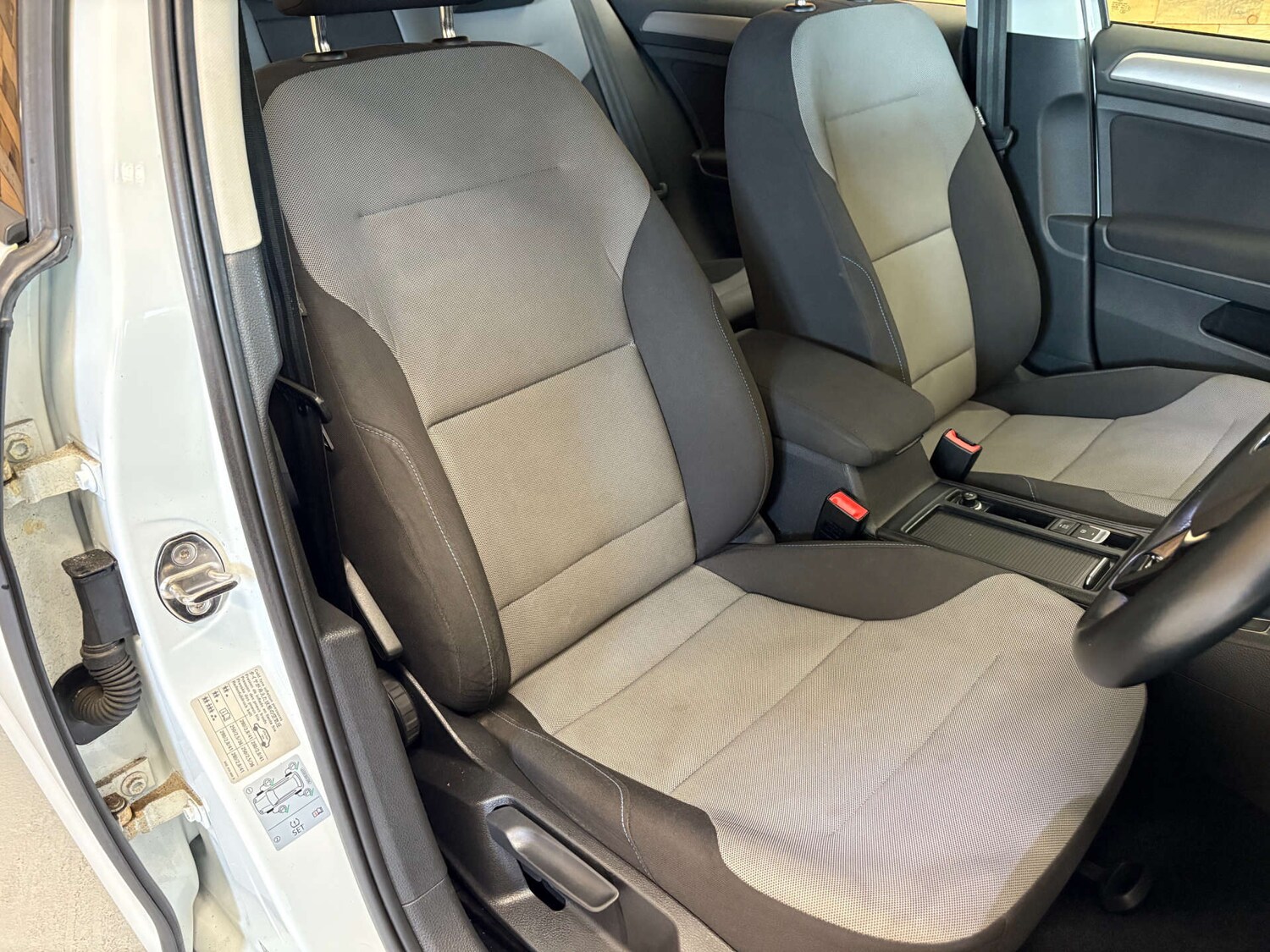 Used Volkswagen Golf 2014 for sale - 76836092: Photo 76