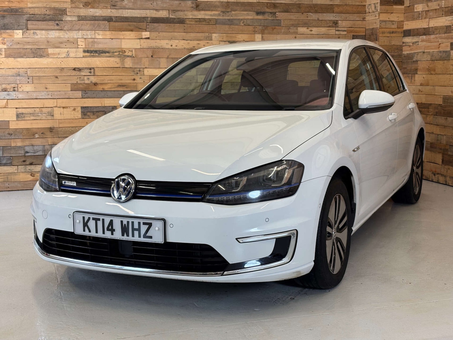 Used Volkswagen Golf 2014 for sale - 76836092: Photo 97