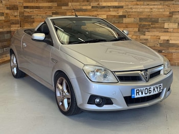 Used Vauxhall Tigra 2006 for sale - 78642163: Photo