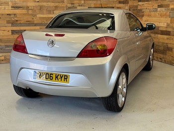 Used Vauxhall Tigra 2006 for sale - 78642163: Photo