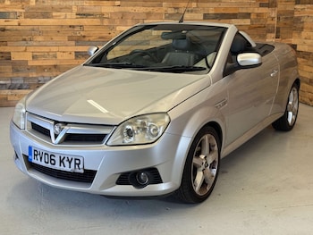 Used Vauxhall Tigra 2006 for sale - 78642163: Photo