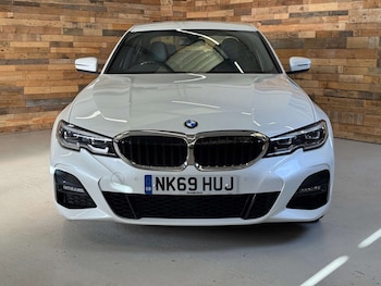 Used BMW 3 Series 2019 for sale - 76119920: Photo 2