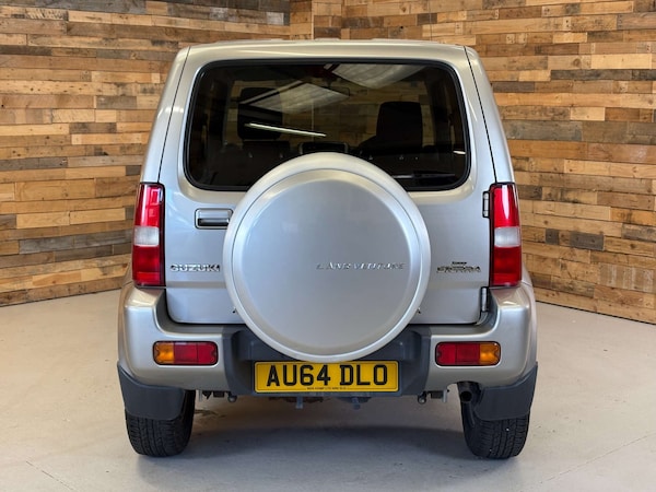 Used Suzuki Jimny 2015 for sale - 76027693: Photo 4