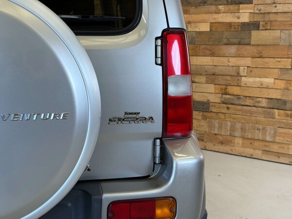 Used Suzuki Jimny 2015 for sale - 76027693: Photo 81