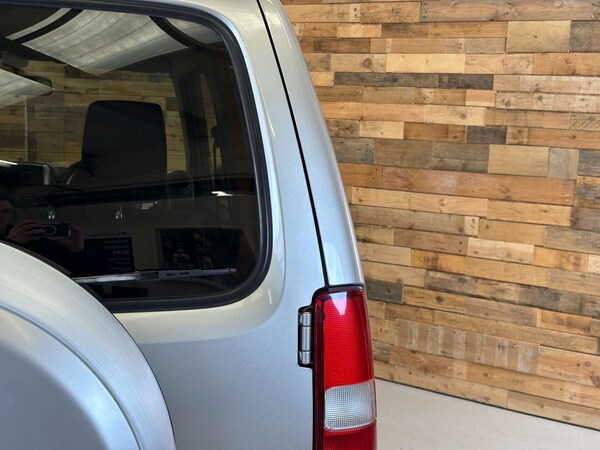 Used Suzuki Jimny 2015 for sale - 76027693: Photo 82