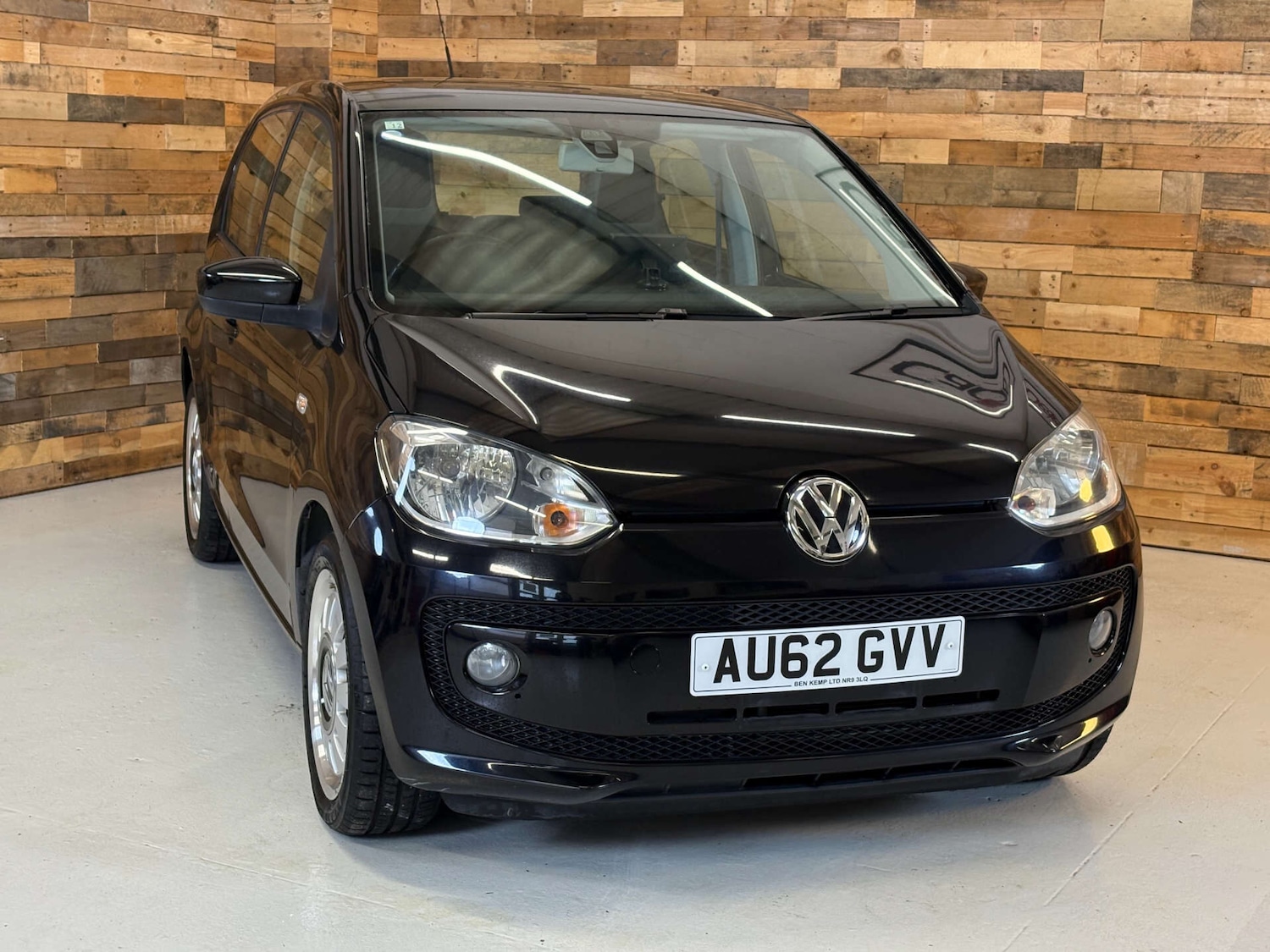 Used Volkswagen up! 2025 for sale - 76982664: Photo 30