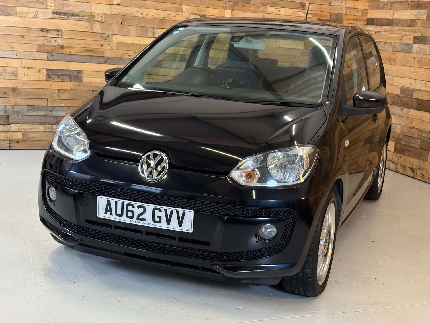 Used Volkswagen up! 2025 for sale - 76982664: Photo 33