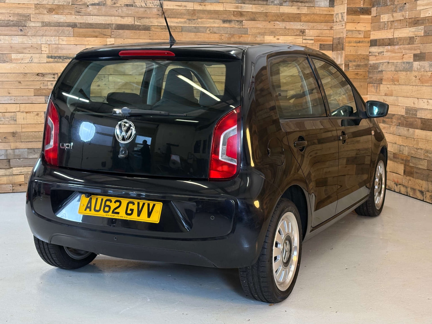 Used Volkswagen up! 2025 for sale - 76982664: Photo 44