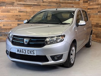 Used Dacia Sandero 2013 for sale - 79519091: Photo