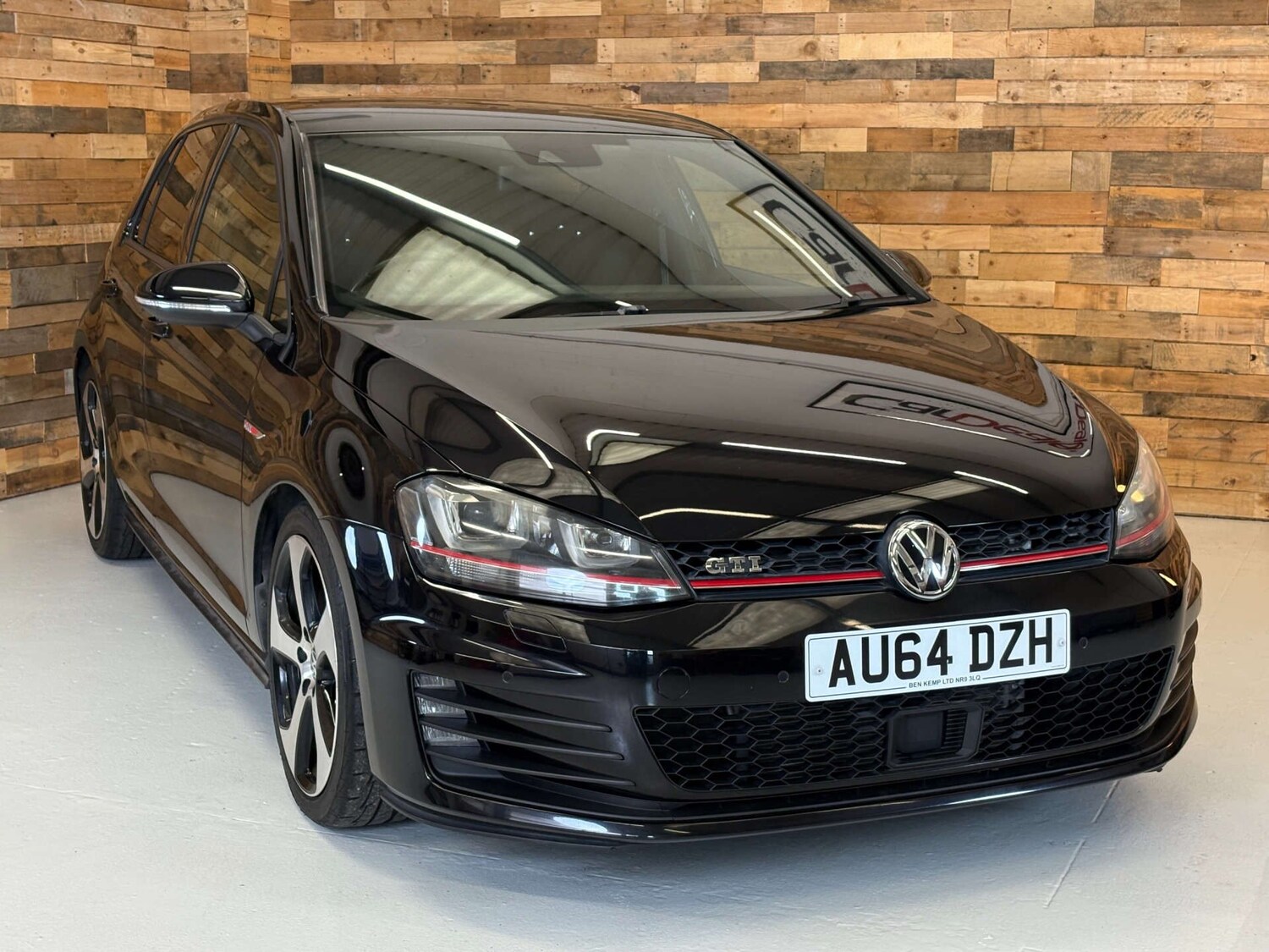 Used Volkswagen Golf 2025 for sale - 76453699: Photo 25
