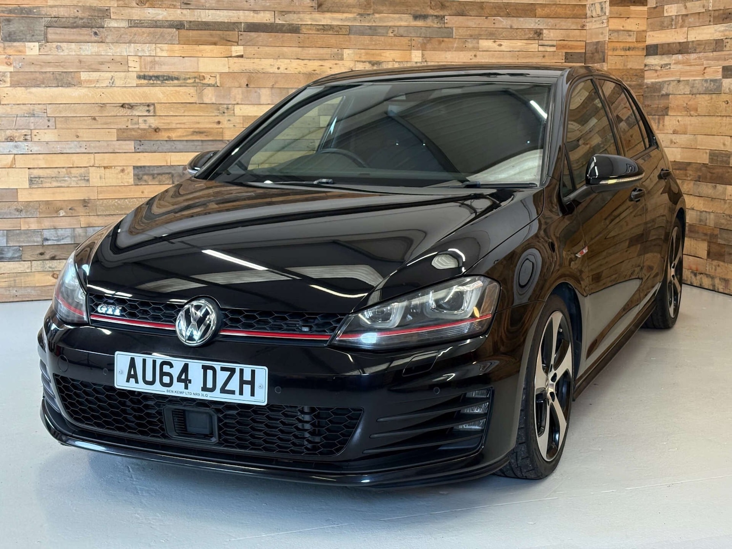 Used Volkswagen Golf 2025 for sale - 76453699: Photo 3