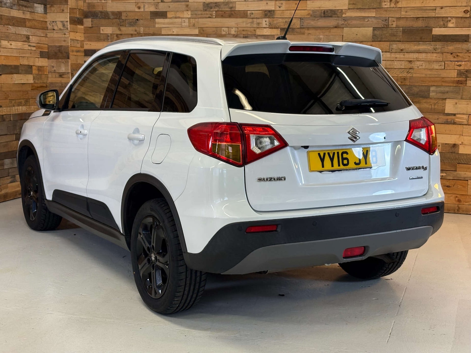 Used Suzuki Vitara 2016 for sale - 76982662: Photo 4